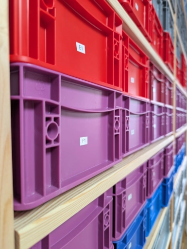 Image of the labels on the boxes